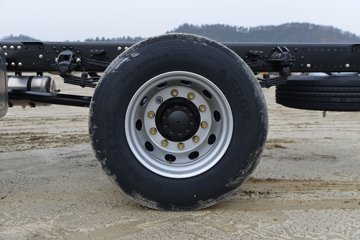 �������ó� ���KR PLUS ���ʰ� 300���� 4X2 6.8�ײ�դʽ�ػ���(�߶�����)ͼƬ
