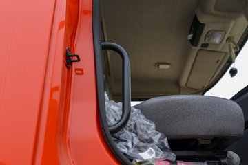 �������ó� ����KC 360���� 8X4  8.5���泵��ͼƬ