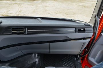 �������ó� ����KC 360���� 8X4  8.5���泵��ͼƬ