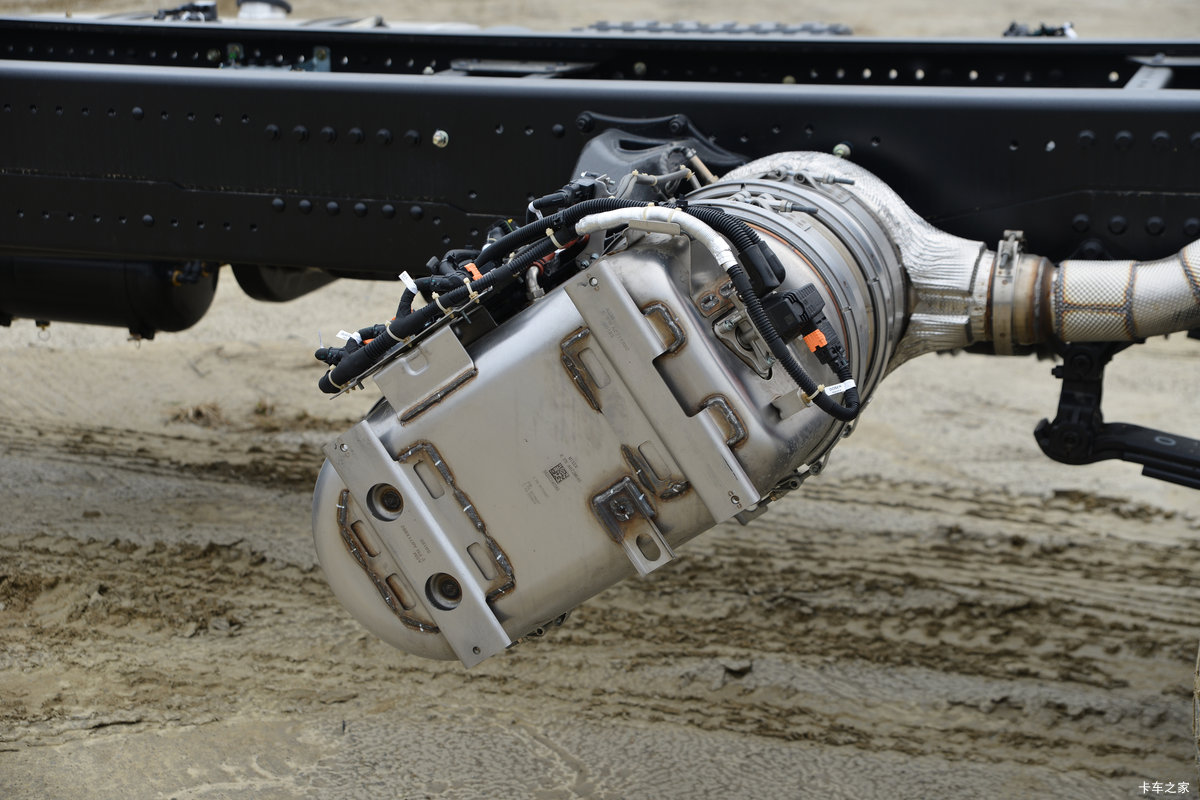 �������ó� ����KC 360���� 8X4  8.5���泵������