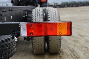 �������ó� ����KC 360���� 8X4  8.5���泵��ͼƬ