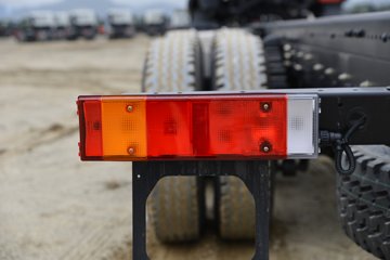 �������ó� ����KC 360���� 8X4  8.5���泵��ͼƬ