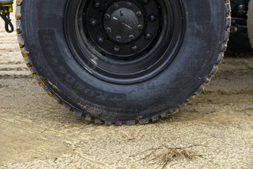 �������ó� ����KC 360���� 8X4  8.5���泵��ͼƬ