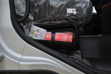 �������ó� ���KR 4.8L 260���� 4X2 7.7���Ű���ʽ�ػ���ͼƬ