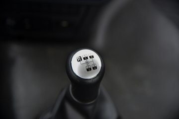 �������ó� ���KR 4.8L 260���� 4X2 7.7���Ű���ʽ�ػ���ͼƬ