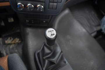 �������ó� ���KR 4.8L 260���� 4X2 7.7���Ű���ʽ�ػ���ͼƬ