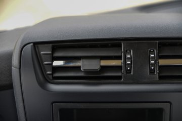 �������ó� ���KR 4.8L 260���� 4X2 7.7���Ű���ʽ�ػ���ͼƬ