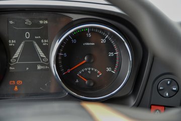 �������ó� ���KR 4.8L 260���� 4X2 7.7���Ű���ʽ�ػ���ͼƬ