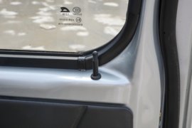 小霸王W08&nbsp;载货车驾驶室                                               图片