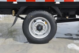 小霸王W08&nbsp;载货车底盘                                                图片