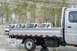 小霸王W08&nbsp;载货车上装                                                图片