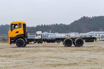 东风天龙KL&nbsp;电源车外观图片