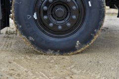 东风商用车 350马力 6X4 天龙KL电源车