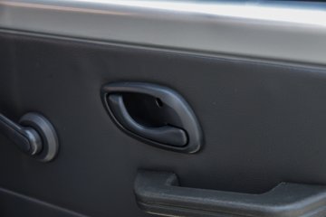 ���� С����W08 1.3L 91���� ���� 2.5��˫������С��(��̥)ͼƬ