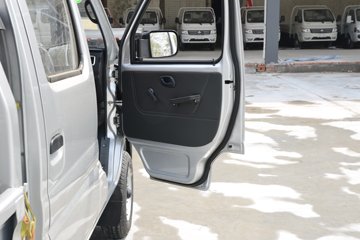 ���� С����W08 1.3L 91���� ���� 2.5��˫������С��(��̥)ͼƬ
