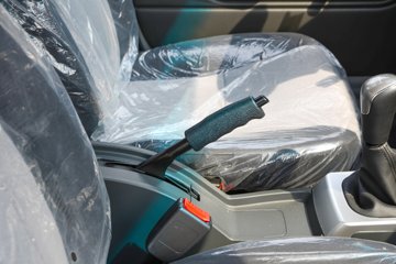 ���� С����W08 1.3L 91���� ���� 2.5��˫������С��(��̥)ͼƬ