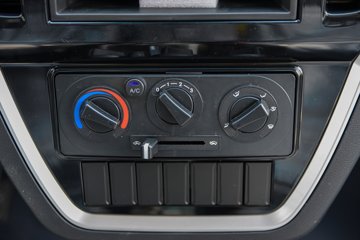 ���� С����W08 1.3L 91���� ���� 2.5��˫������С��(��̥)ͼƬ