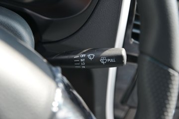 ���� С����W08 1.3L 91���� ���� 2.5��˫������С��(��̥)ͼƬ