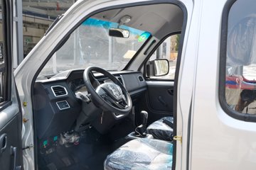 ���� С����W08 1.3L 91���� ���� 2.5��˫������С��(��̥)ͼƬ