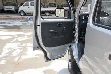 ���� С����W08 1.3L 91���� ���� 2.5��˫������С��(��̥)ͼƬ