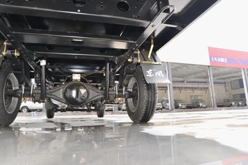 ���� С����W08 1.3L 91���� ���� 2.5��˫������С��(��̥)ͼƬ