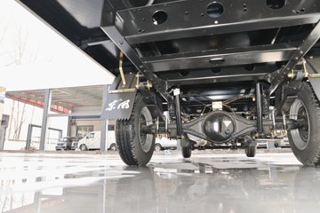 ���� С����W08 1.3L 91���� ���� 2.5��˫������С��(��̥)ͼƬ