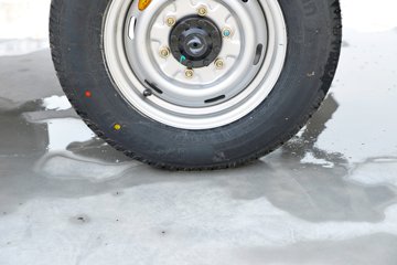���� С����W08 1.3L 91���� ���� 2.5��˫������С��(��̥)ͼƬ