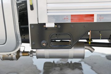 ���� С����W08 1.3L 91���� ���� 2.5��˫������С��(��̥)ͼƬ