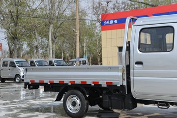 ���� С����W08 1.3L 91���� ���� 2.5��˫������С��(��̥)ͼƬ
