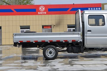���� С����W08 1.3L 91���� ���� 2.5��˫������С��(��̥)ͼƬ