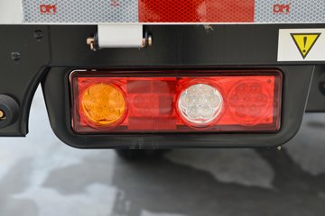 ���� С����W08 1.3L 91���� ���� 2.5��˫������С��(��̥)ͼƬ