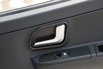 ����С����W16 1.6L���� 123���� ����5�� 3.1��˫������΢��(�����)ͼƬ