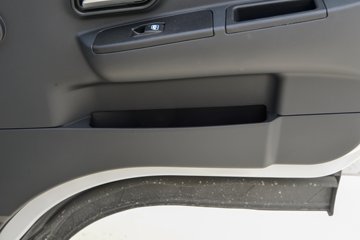 ����С����W16 1.6L���� 123���� ����5�� 3.1��˫������΢��(�����)ͼƬ