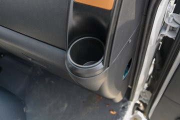����С����W16 1.6L���� 123���� ����5�� 3.1��˫������΢��(�����)ͼƬ