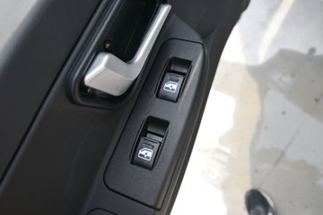 ����С����W16 1.6L���� 123���� ����5�� 3.1��˫������΢��(�����)ͼƬ