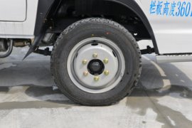 小霸王W15&nbsp;载货车底盘                                                图片