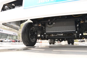 ����С����W16 1.6L���� 123���� ����5�� 3.1��˫������΢��(�����)ͼƬ