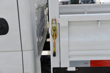 ����С����W16 1.6L���� 123���� ����5�� 3.1��˫������΢��(�����)ͼƬ