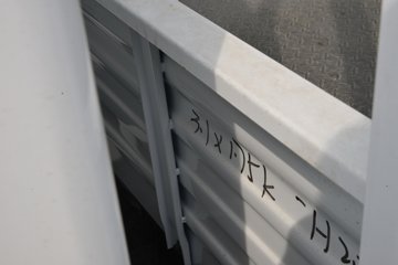 ����С����W16 1.6L���� 123���� ����5�� 3.1��˫������΢��(�����)ͼƬ