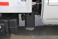 东风 小霸王W08 1.3L 91马力 汽油 2.7米单排厢式小卡(后单胎)