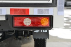 东风 小霸王W08 1.3L 91马力 汽油 2.7米单排厢式小卡(后单胎)