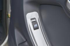 东风股份 EV180 3.5T 3.99米单排纯电动仓栅式微卡50.38kWh