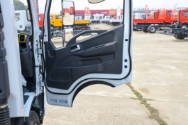 星云K6&nbsp;载货车驾驶室                                               图片