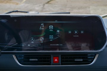 ���翭���� EV350 PRO 2024�� 4.5T 4.2�׵��Ŵ��綯��ʽ�Ῠ100.464kWhͼƬ