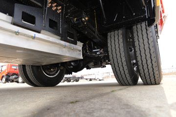 ���翭���� EV350 PRO 2024�� 4.5T 4.2�׵��Ŵ��綯��ʽ�Ῠ100.464kWhͼƬ