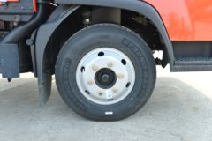 东风多利卡D6-L 超能版 2.4L柴油 155马力 法士特8档 4.17米单排栏板轻卡