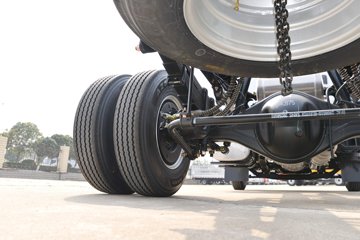 · 2.5L 180 ʿ8 4.17׵ŲդʽῨͼƬ