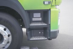 宇通重卡T系列 6X4 纯电动牵引车 801kWh
