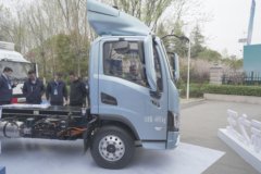 宇通轻卡T5 神行系列 4.2米单排纯电动厢式轻卡 176kWh