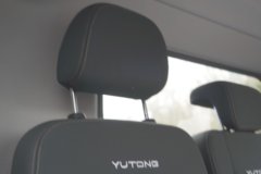 宇通轻卡T5 神行系列 4.2米单排纯电动厢式轻卡 176kWh